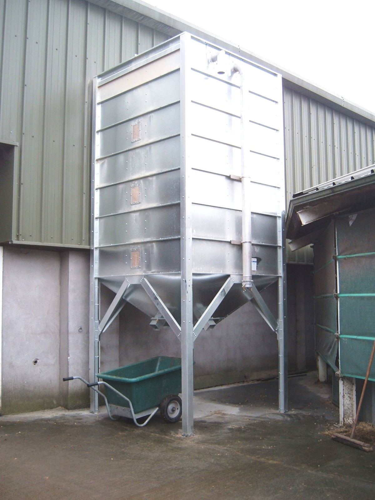 Small Hopper wood pellet silo installed at Kill, Co. Kildare, Ireland